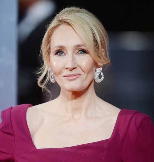 JK Rowling | To &#x3BD;&#x3AD;&#x3BF; tweet &#x3C4;&#x3B7;&#x3C2; &#x3B3;&#x3B9;&#x3B1; &#x3C4;&#x3BF;&#x3C5;&#x3C2; trans &#x3C0;&#x3BF;&#x3C5; &#x3B5;&#x3BE;&#x3CC;&#x3C1;&#x3B3;&#x3B9;&#x3C3;&#x3B5; &#x3C4;&#x3BF;&#x3C5;&#x3C2; fans &#x3C4;&#x3BF;&#x3C5; Harry Potter (&#x3BA;&#x3B1;&#x3B9; &#x3CC;&#x3C7;&#x3B9; &#x3BC;&#x3CC;&#x3BD;&#x3BF;)