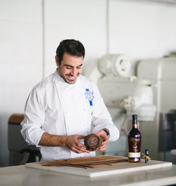 &#x38C;&#x3C4;&#x3B1;&#x3BD; &#x3C4;&#x3BF; &#x3C1;&#x3BF;&#x3CD;&#x3BC;&#x3B9; Zacapa Solera 23 &#x3C3;&#x3C5;&#x3BD;&#x3AC;&#x3BD;&#x3C4;&#x3B7;&#x3C3;&#x3B5; &#x3B3;&#x3B9;&#x3B1; &#x3B4;&#x3B5;&#x3CD;&#x3C4;&#x3B5;&#x3C1;&#x3B7; &#x3C6;&#x3BF;&#x3C1;&#x3AC; &#x3C4;&#x3BF;&#x3BD; &#x3B4;&#x3B7;&#x3BC;&#x3B9;&#x3BF;&#x3C5;&#x3C1;&#x3B3;&#x3B9;&#x3BA;&#x3CC; chef patissier &#x3A6;&#x3AF;&#x3BB;&#x3B9;&#x3C0;&#x3C0;&#x3BF; &#x3A0;&#x3B1;&#x3C0;&#x3B1;&#x3C3;&#x3C0;&#x3CD;&#x3C1;&#x3BF;&#x3C5;