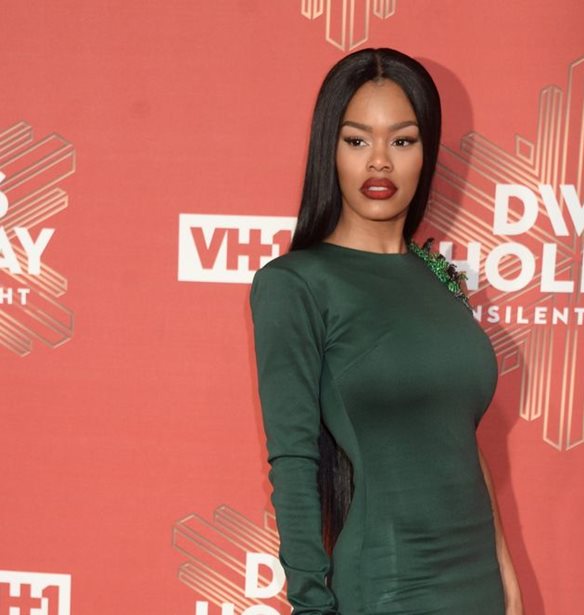 &#x393;&#x3B9;&#x3B1;&#x3C4;&#x3AF; &#x3B7; &#x3B5;&#x3BC;&#x3C6;&#x3AC;&#x3BD;&#x3B9;&#x3C3;&#x3B7; &#x3C4;&#x3B7;&#x3C2; Teyana Taylor &#x3C3;&#x3C4;&#x3B1; VMA&#x27;s &#x3C3;&#x3C5;&#x3B6;&#x3B7;&#x3C4;&#x3AE;&#x3B8;&#x3B7;&#x3BA;&#x3B5; &#x3C4;&#x3CC;&#x3C3;&#x3BF; &#x3C0;&#x3BF;&#x3BB;&#x3CD;;