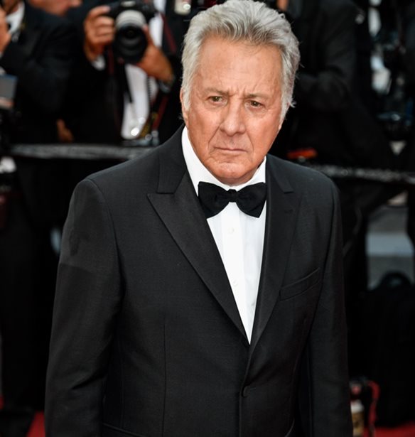 Dustin Hoffman: &#x39A;&#x3B1;&#x3C4;&#x3B7;&#x3B3;&#x3BF;&#x3C1;&#x3B5;&#x3AF;&#x3C4;&#x3B1;&#x3B9; &#x3B3;&#x3B9;&#x3B1; &#x3C3;&#x3B5;&#x3BE;&#x3BF;&#x3C5;&#x3B1;&#x3BB;&#x3B9;&#x3BA;&#x3AE; &#x3C0;&#x3B1;&#x3C1;&#x3B5;&#x3BD;&#x3CC;&#x3C7;&#x3BB;&#x3B7;&#x3C3;&#x3B7; 17&#x3C7;&#x3C1;&#x3BF;&#x3BD;&#x3B7;&#x3C2;
