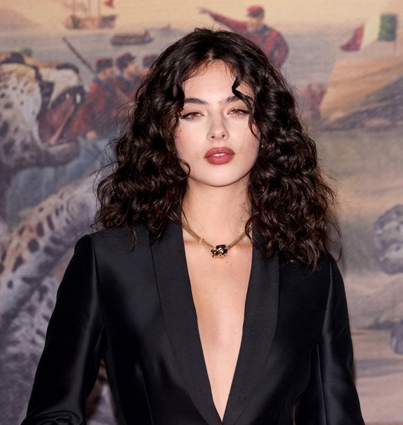 Deva Cassel: &quot;&#x395;&#x3C3;&#x3B5;&#x3AF;&#x3C2; &#x3C4;&#x3BF;&#x3C5;&#x3C2; &#x3B2;&#x3BB;&#x3AD;&#x3C0;&#x3B5;&#x3C4;&#x3B5; &#x3C9;&#x3C2; Monica Bellucci &#x3BA;&#x3B1;&#x3B9;&#xA0;Vincent Cassel,&#xA0;&#x3B1;&#x3BB;&#x3BB;&#x3AC; &#x3B3;&#x3B9;&#x3B1; &#x3BC;&#x3AD;&#x3BD;&#x3B1; &#x3B5;&#x3AF;&#x3BD;&#x3B1;&#x3B9; &#x3B7; &#x3BC;&#x3B1;&#x3BC;&#x3AC; &#x3BA;&#x3B1;&#x3B9; &#x3BF; &#x3BC;&#x3C0;&#x3B1;&#x3BC;&#x3C0;&#x3AC;&#x3C2;&quot;