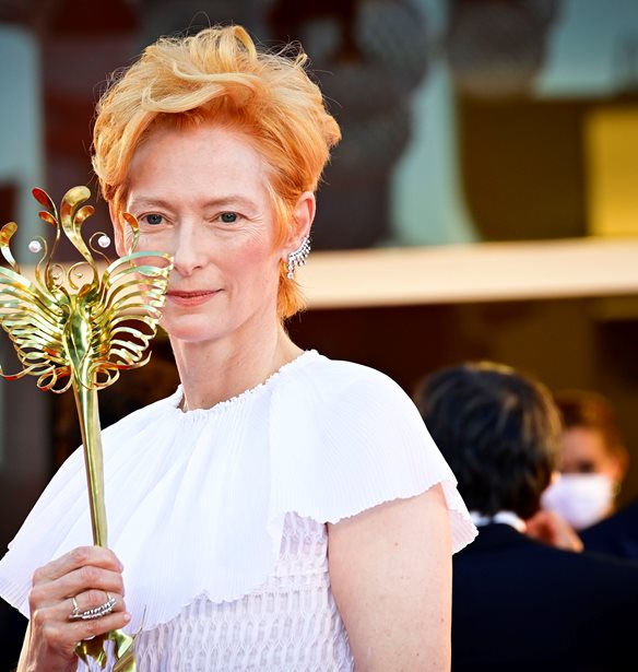 Η Tilda Swinton είναι το style icon που θαυμάζουμε