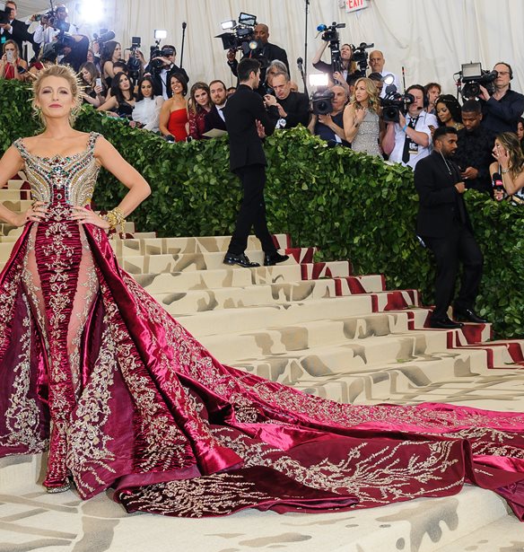 Met Gala | &#x39F;&#x3B9; beauty &#x3B5;&#x3BC;&#x3C6;&#x3B1;&#x3BD;&#x3AF;&#x3C3;&#x3B5;&#x3B9;&#x3C2; &#x3C0;&#x3BF;&#x3C5; &#x3AD;&#x3C7;&#x3BF;&#x3C5;&#x3BD; &#x3B3;&#x3C1;&#x3AC;&#x3C8;&#x3B5;&#x3B9; &#x3B9;&#x3C3;&#x3C4;&#x3BF;&#x3C1;&#x3AF;&#x3B1; &#x3B4;&#x3B9;&#x3B1;&#x3C7;&#x3C1;&#x3BF;&#x3BD;&#x3B9;&#x3BA;&#x3AC;