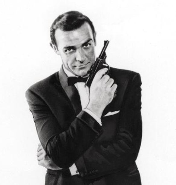 Time&#x27;s Up: &#x3A4;&#x3BF; &#x3BA;&#x3AF;&#x3BD;&#x3B7;&#x3BC;&#x3B1; &#x3C3;&#x3C4;&#x3C1;&#x3AD;&#x3C6;&#x3B5;&#x3C4;&#x3B1;&#x3B9; &#x3B5;&#x3BD;&#x3B1;&#x3BD;&#x3C4;&#x3AF;&#x3BF;&#x3BD; &#x3C4;&#x3BF;&#x3C5; James Bond;