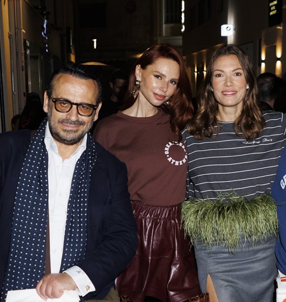 &#x39F;&#x3B9; celebrities &#x3C0;&#x3BF;&#x3C5; &#x3C0;&#x3B1;&#x3C1;&#x3B5;&#x3C5;&#x3C1;&#x3AD;&#x3B8;&#x3B7;&#x3BA;&#x3B1;&#x3BD; &#x3C3;&#x3C4;&#x3BF; cool street party &#x3C4;&#x3B7;&#x3C2; &#x392;&#x3AF;&#x3BA;&#x3C5;&#x3C2; &#x39A;&#x3B1;&#x3B3;&#x3B9;&#x3AC; &#x3C3;&#x3C4;&#x3B7;&#x3BD; &#x3BA;&#x3B1;&#x3C1;&#x3B4;&#x3B9;&#x3AC; &#x3C4;&#x3B7;&#x3C2; &#x391;&#x3B8;&#x3AE;&#x3BD;&#x3B1;&#x3C2;