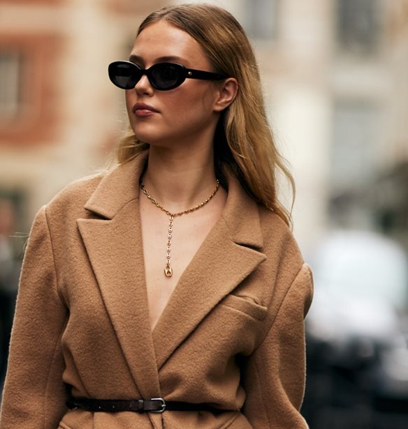 Τα 7 κομμάτια που έχουν πάντα στη φθινοπωρινή γκαρνταρόμπα τους οι Γαλλίδες