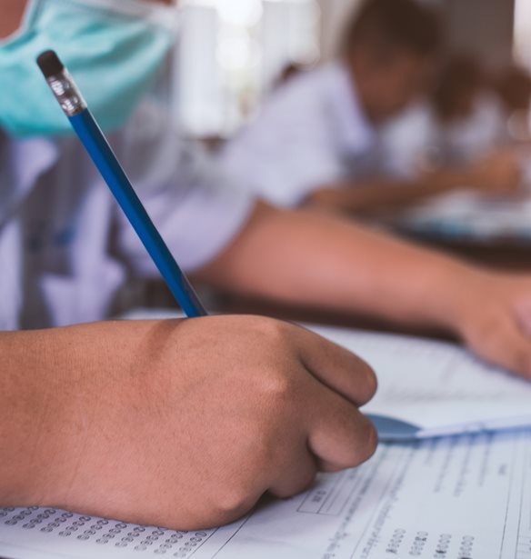 &#x3A0;&#x3BF;&#x3B9;&#x3B1; &#x3B5;&#x3AF;&#x3BD;&#x3B1;&#x3B9; &#x3C4;&#x3B1; &#x3C3;&#x3C7;&#x3BF;&#x3BB;&#x3B5;&#x3AF;&#x3B1; &#x3C0;&#x3BF;&#x3C5; &#x3B8;&#x3B1; &#x3BC;&#x3B5;&#x3AF;&#x3BD;&#x3BF;&#x3C5;&#x3BD; &#x3BA;&#x3BB;&#x3B5;&#x3B9;&#x3C3;&#x3C4;&#x3AC; &#x3B1;&#x3CD;&#x3C1;&#x3B9;&#x3BF; &#x3BB;&#x3CC;&#x3B3;&#x3C9; &#x3BA;&#x3BF;&#x3C1;&#x3BF;&#x3BD;&#x3BF;&#x3CA;&#x3BF;&#x3CD;