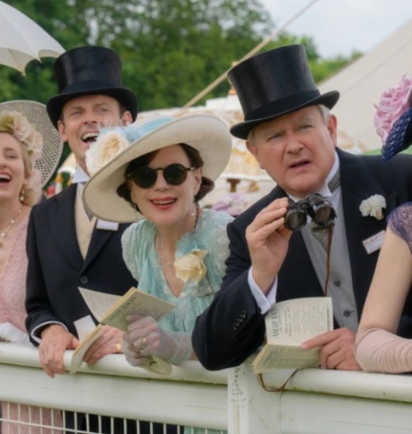 Downtown Abbey: The Grand Finale | &#x39A;&#x3C5;&#x3BA;&#x3BB;&#x3BF;&#x3C6;&#x3CC;&#x3C1;&#x3B7;&#x3C3;&#x3B5; &#x3C4;&#x3BF; &#x3C4;&#x3C1;&#x3AD;&#x3B9;&#x3BB;&#x3B5;&#x3C1; &#x3C4;&#x3B7;&#x3C2; &#x3C4;&#x3C1;&#x3AF;&#x3C4;&#x3B7;&#x3C2; &#x3BA;&#x3B1;&#x3B9; &#x3C4;&#x3B5;&#x3BB;&#x3B5;&#x3C5;&#x3C4;&#x3B1;&#x3AF;&#x3B1;&#x3C2; &#x3C4;&#x3B1;&#x3B9;&#x3BD;&#x3AF;&#x3B1;&#x3C2;