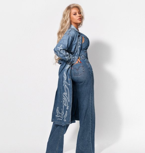 Beyonc&#xE9; &#x3BA;&#x3B1;&#x3B9; Levi&#x2019;s &#x3C3;&#x3C5;&#x3BD;&#x3B5;&#x3C1;&#x3B3;&#x3AC;&#x3B6;&#x3BF;&#x3BD;&#x3C4;&#x3B1;&#x3B9; &#x3BE;&#x3B1;&#x3BD;&#x3AC; &#x3C3;&#x3C4;&#x3BF; &#x3B4;&#x3B5;&#x3CD;&#x3C4;&#x3B5;&#x3C1;&#x3BF; &#x3BC;&#x3AD;&#x3C1;&#x3BF;&#x3C2; &#x3C4;&#x3B7;&#x3C2; &#x3BA;&#x3B1;&#x3BC;&#x3C0;&#x3AC;&#x3BD;&#x3B9;&#x3B1;&#x3C2; REIIMAGINE