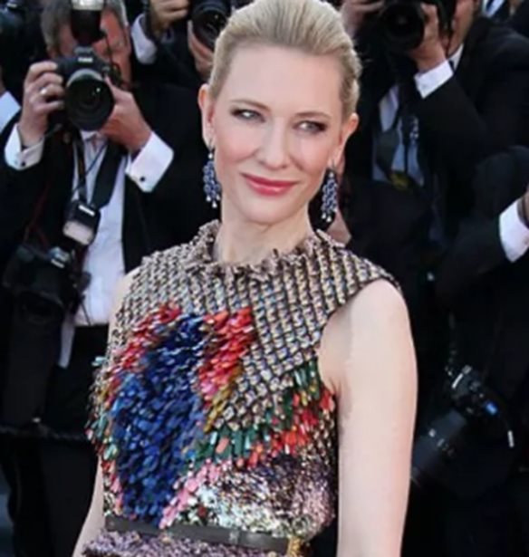 Cate Blanchett | &#x3A0;&#x3C1;&#x3C9;&#x3C4;&#x3B1;&#x3B3;&#x3C9;&#x3BD;&#x3B9;&#x3C3;&#x3C4;&#x3B5;&#x3AF; &#x3C3;&#x3C4;&#x3BF;&#x3BD; &quot;&#x393;&#x3BB;&#x3AC;&#x3C1;&#x3BF;&quot; &#x3C4;&#x3BF;&#x3C5; &#x3A4;&#x3C3;&#x3AD;&#x3C7;&#x3C9;&#x3C6; &#x3C3;&#x3C4;&#x3BF; &#x39B;&#x3BF;&#x3BD;&#x3B4;&#x3AF;&#x3BD;&#x3BF;