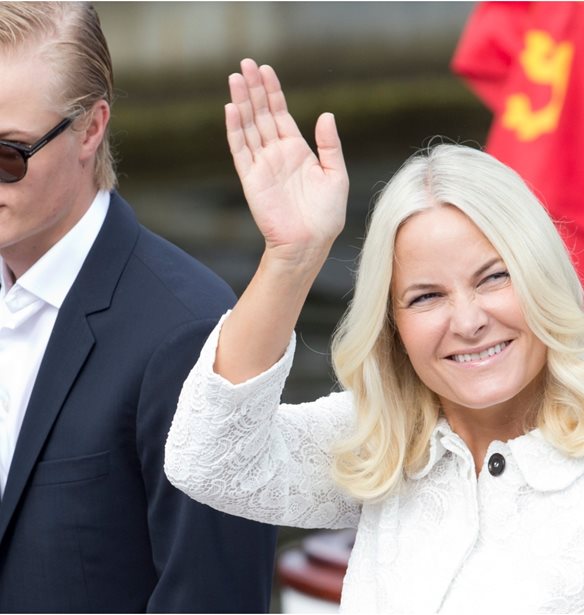 Ξεκινάει η δίκη του Marius Borg στη Νορβηγία | Η βαρια ποινή φυλάκισης που αντιμετωπίζει ο γιος της πριγκίπισσας Mette-Marit