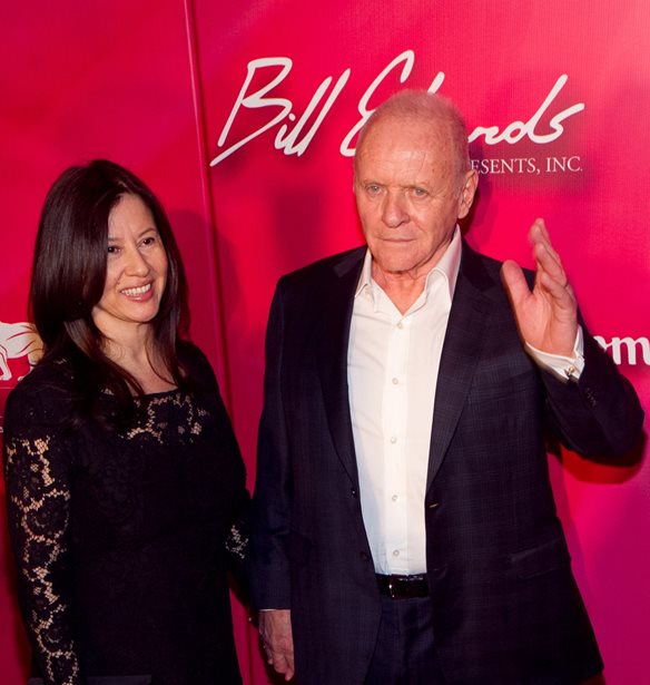 &#x39F; Anthony Hopkins &#x3C7;&#x3BF;&#x3C1;&#x3B5;&#x3CD;&#x3B5;&#x3B9;... &#x396;&#x3BF;&#x3C1;&#x3BC;&#x3C0;&#x3AC;