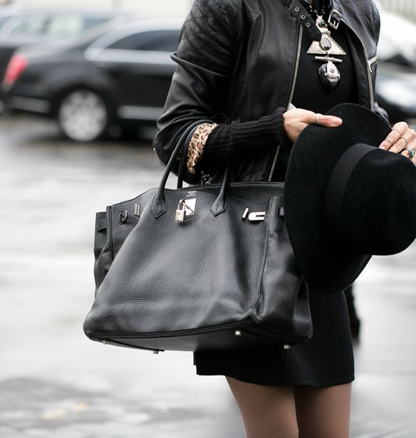 &#x391;&#x3C5;&#x3C4;&#x3CC; &#x3C0;&#x3BF;&#x3C5; &#x3AD;&#x3B3;&#x3B9;&#x3BD;&#x3B5; &#x3C3;&#x3C4;&#x3BF; &#x3BA;&#x3B1;&#x3C4;&#x3AC;&#x3C3;&#x3C4;&#x3B7;&#x3BC;&#x3B1; Herm&#xE8;s &#x3C3;&#x3C4;&#x3B7;&#x3BD; &#x39A;&#x3AF;&#x3BD;&#x3B1; &#x3C4;&#x3B7;&#x3BD; &#x3B7;&#x3BC;&#x3AD;&#x3C1;&#x3B1; &#x3B5;&#x3C0;&#x3B1;&#x3BD;&#x3B1;&#x3BB;&#x3B5;&#x3B9;&#x3C4;&#x3BF;&#x3C5;&#x3C1;&#x3B3;&#x3AF;&#x3B1;&#x3C2; &#x3C4;&#x3BF;&#x3C5; &#x3BE;&#x3B5;&#x3C0;&#x3B5;&#x3C1;&#x3BD;&#x3AC; &#x3C4;&#x3B7; &#x3C6;&#x3B1;&#x3BD;&#x3C4;&#x3B1;&#x3C3;&#x3AF;&#x3B1;