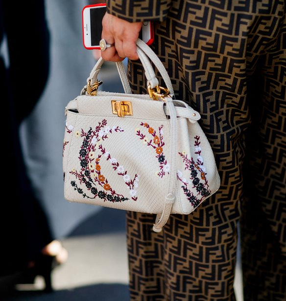 &#x3A4;&#x3BF; &#x3BD;&#x3AD;&#x3BF; Fendi caf&#xE9; &#x3BC;&#x3CC;&#x3BB;&#x3B9;&#x3C2; &#x3AC;&#x3BD;&#x3BF;&#x3B9;&#x3BE;&#x3B5; &#x3C3;&#x3C4;&#x3BF; &#x39B;&#x3BF;&#x3BD;&#x3B4;&#x3AF;&#x3BD;&#x3BF;