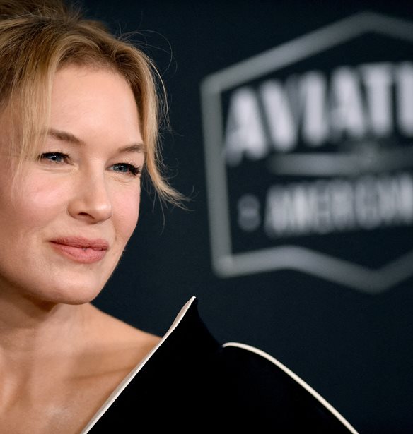 Ren&#xE9;e Zellweger | &#x397; &#x3C1;&#x3BF;&#x3BC;&#x3B1;&#x3BD;&#x3C4;&#x3B9;&#x3BA;&#x3AE; &#x3B1;&#x3C6;&#x3B9;&#x3AD;&#x3C1;&#x3C9;&#x3C3;&#x3B7; &#x3C4;&#x3BF;&#x3C5; &#x3C3;&#x3C5;&#x3BD;&#x3C4;&#x3C1;&#x3CC;&#x3C6;&#x3BF;&#x3C5; &#x3C4;&#x3B7;&#x3C2;, Ant Anstead, &#x3B3;&#x3B9;&#x3B1; &#x3C4;&#x3B1; 53&#x3B1; &#x3B3;&#x3B5;&#x3BD;&#x3AD;&#x3B8;&#x3BB;&#x3B9;&#x3AC; &#x3C4;&#x3B7;&#x3C2;