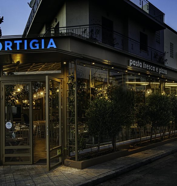 &#x3A3;&#x3C4;&#x3BF; Ortigia Restaurant &#x3B3;&#x3B9;&#x3B1; &#x3B1;&#x3C5;&#x3B8;&#x3B5;&#x3BD;&#x3C4;&#x3B9;&#x3BA;&#x3AD;&#x3C2; &#x3C3;&#x3B9;&#x3C3;&#x3B9;&#x3BB;&#x3B9;&#x3AC;&#x3BD;&#x3B9;&#x3BA;&#x3B5;&#x3C2; &#x3B3;&#x3B5;&#x3CD;&#x3C3;&#x3B5;&#x3B9;&#x3C2;