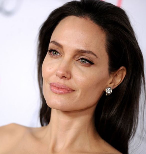 Angelina Jolie: &#x397; &#x3BC;&#x3B9;&#x3BA;&#x3C1;&#x3AE; &#x3C4;&#x3B7;&#x3C2; &#x3BA;&#x3CC;&#x3C1;&#x3B7; &#x3B5;&#x3AF;&#x3BD;&#x3B1;&#x3B9; &#x3AF;&#x3B4;&#x3B9;&#x3B1; &#x3BC;&#x3B5; &#x3C4;&#x3BF;&#x3BD; Brad Pitt!