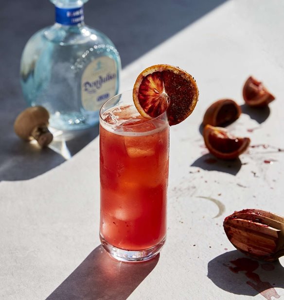 3 &#x3C5;&#x3C0;&#x3AD;&#x3C1;&#x3BF;&#x3C7;&#x3B1; cocktails &#x3B3;&#x3B9;&#x3B1; &#x3C4;&#x3B7;&#x3BD; &#x397;&#x3BC;&#x3AD;&#x3C1;&#x3B1; &#x3C4;&#x3C9;&#x3BD; &#x39D;&#x3B5;&#x3BA;&#x3C1;&#x3CE;&#x3BD;