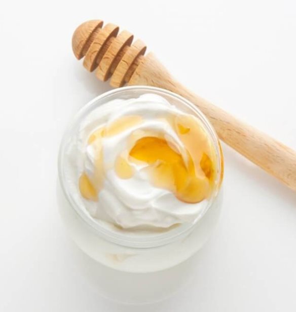 10 ιδέες για θρεπτικά σνακ έως 200 θερμίδες με πρωτεΐνη, υδατάνθρακα και λιπαρά σε τέλεια αναλογία