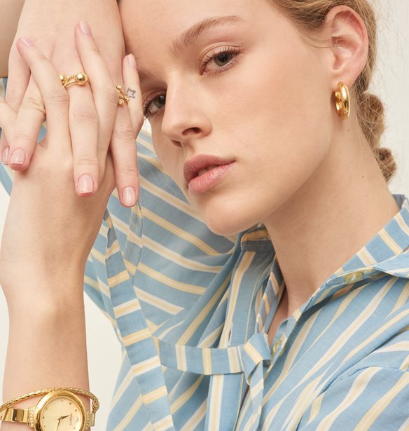 H VOGUE Watch and Jewellery &#x3B3;&#x3B9;&#x3BF;&#x3C1;&#x3C4;&#x3AC;&#x3B6;&#x3B5;&#x3B9; 40 &#x3C7;&#x3C1;&#x3CC;&#x3BD;&#x3B9;&#x3B1; &#x3BC;&#x3B5; &#x3C4;&#x3BF; &#x3B2;&#x3BB;&#x3AD;&#x3BC;&#x3BC;&#x3B1; &#x3C3;&#x3C4;&#x3C1;&#x3B1;&#x3BC;&#x3BC;&#x3AD;&#x3BD;&#x3BF; &#x3C3;&#x3C4;&#x3BF; &#x3BC;&#x3AD;&#x3BB;&#x3BB;&#x3BF;&#x3BD;