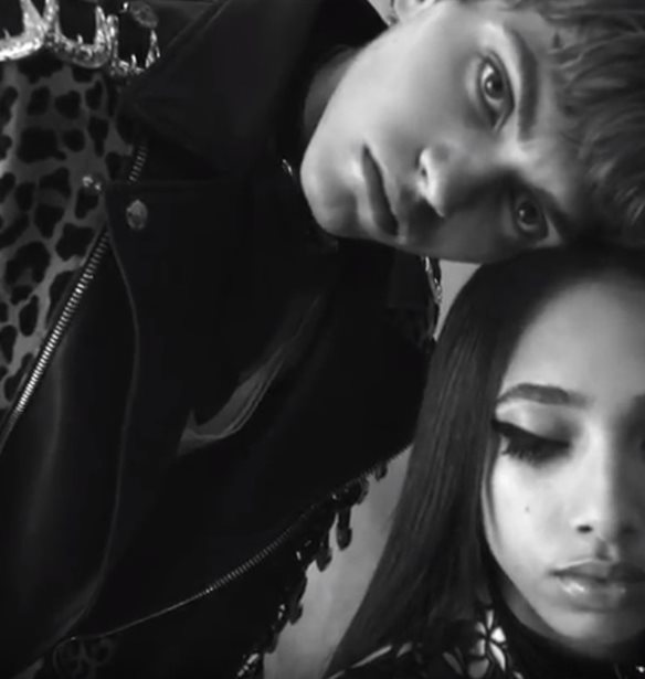 Dsquared2 | &#x3A4;&#x3BF; &#x3B2;&#x3AF;&#x3BD;&#x3C4;&#x3B5;&#x3BF; &#x3C4;&#x3B7;&#x3C2; &#x3BA;&#x3B1;&#x3BC;&#x3C0;&#x3AC;&#x3BD;&#x3B9;&#x3B1;&#x3C2; &#x386;&#x3BD;&#x3BF;&#x3B9;&#x3BE;&#x3B7;/ &#x39A;&#x3B1;&#x3BB;&#x3BF;&#x3BA;&#x3B1;&#x3AF;&#x3C1;&#x3B9; 2018 &#x3B5;&#x3AF;&#x3BD;&#x3B1;&#x3B9; &#x3BF;,&#x3C4;&#x3B9; &#x3C0;&#x3B9;&#x3BF; hot!