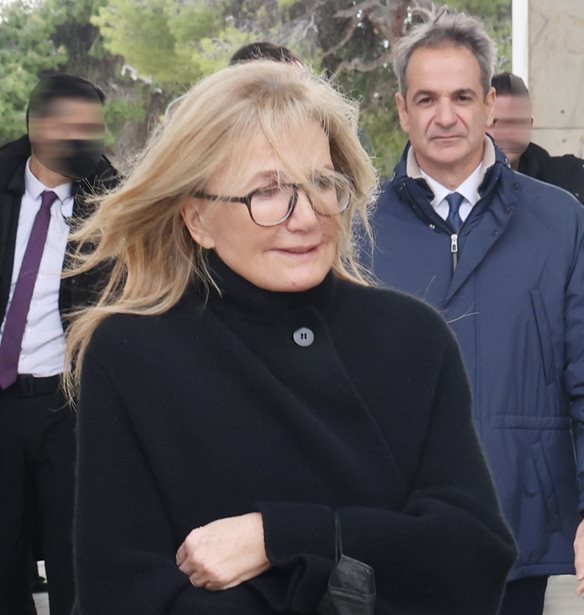Μαρέβα Γκραμπόβσκι Μητσοτάκη | Συνόδευσε τον σύζυγό της σε ένα θλιβερό γεγονός