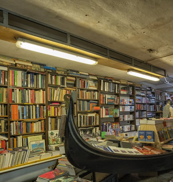 Το πιο όμορφο βιβλιοπωλείο στον κόσμο είναι στην Ιταλία και έγινε διάσημο από το TikTok