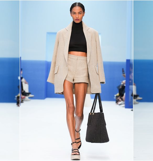 Max Mara | To &#x3B1;&#x3C1;&#x3B9;&#x3C3;&#x3C4;&#x3BF;&#x3C4;&#x3B5;&#x3C7;&#x3BD;&#x3B9;&#x3BA;&#x3CC; Riviera Style &#x3C4;&#x3B7;&#x3C2; SS&#x27;23 &#x3C3;&#x3C5;&#x3BB;&#x3BB;&#x3BF;&#x3B3;&#x3AE;&#x3C2;