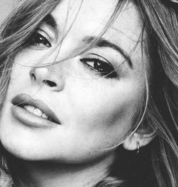 Lindsay Lohan | &quot;&#x398;&#x3AD;&#x3BB;&#x3C9; 3 &#x3AE; 4 &#x3C0;&#x3B1;&#x3B9;&#x3B4;&#x3B9;&#x3AC; &#x3B1;&#x3BA;&#x3CC;&#x3BC;&#x3B7;&quot;