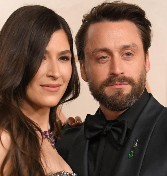 &#x39F; Kieran Culkin &#x3B5;&#x3AF;&#x3C0;&#x3B5; &#x3CC;&#x3C4;&#x3B9; &#x3B7; &#x3B3;&#x3C5;&#x3BD;&#x3B1;&#x3AF;&#x3BA;&#x3B1; &#x3C4;&#x3BF;&#x3C5; &#x3C4;&#x3BF;&#x3CD; &#x3C7;&#x3C1;&#x3C9;&#x3C3;&#x3C4;&#x3AC;&#x3B5;&#x3B9; 4 &#x3C0;&#x3B1;&#x3B9;&#x3B4;&#x3B9;&#x3AC; &#x3C4;&#x3CE;&#x3C1;&#x3B1; &#x3C0;&#x3BF;&#x3C5; &#x3BA;&#x3AD;&#x3C1;&#x3B4;&#x3B9;&#x3C3;&#x3B5; &#x38C;&#x3C3;&#x3BA;&#x3B1;&#x3C1;