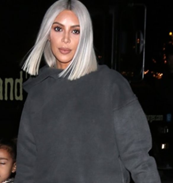 Kim Kardashian- Shakira: &#x3A0;&#x3BF;&#x3CD; &#x3C4;&#x3B9;&#x3C2; &#x3B5;&#x3BD;&#x3C4;&#x3CC;&#x3C0;&#x3B9;&#x3C3;&#x3B5; &#x3BF; &#x3C6;&#x3C9;&#x3C4;&#x3BF;&#x3B3;&#x3C1;&#x3B1;&#x3C6;&#x3B9;&#x3BA;&#x3CC;&#x3C2; &#x3C6;&#x3B1;&#x3BA;&#x3CC;&#x3C2;;