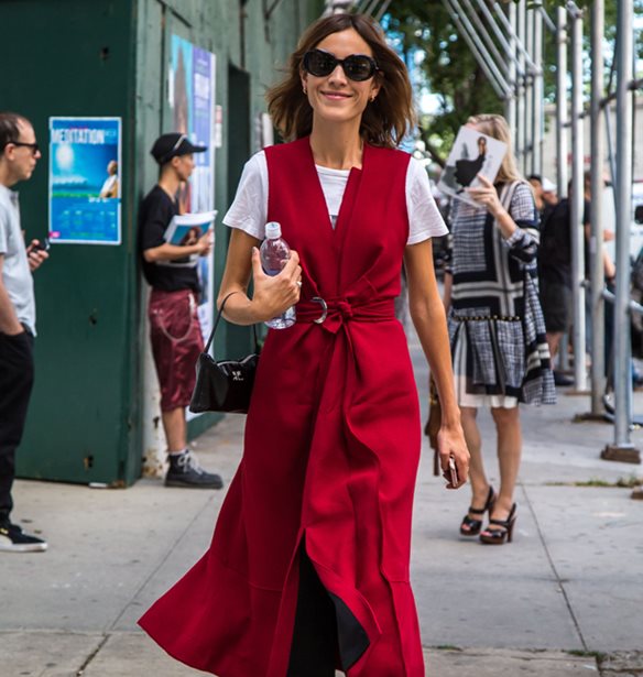 WOW! &#x3A4;&#x3BF; &#x3B5;&#x3C0;&#x3B9;&#x3BA;&#x3CC; outfit &#x3C4;&#x3B7;&#x3C2; Alexa Chung &#x3C0;&#x3BF;&#x3C5; &#x3B8;&#x3B1; &#x3B1;&#x3BD;&#x3C4;&#x3B9;&#x3B3;&#x3C1;&#x3AC;&#x3C8;&#x3BF;&#x3C5;&#x3BC;&#x3B5;!