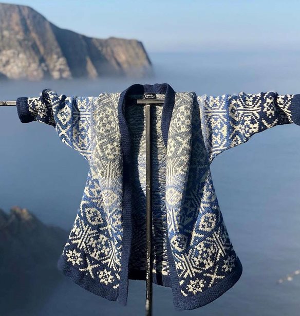 &#x397; &#x3C0;&#x3B1;&#x3C1;&#x3AC;&#x3BE;&#x3B5;&#x3BD;&#x3B7; &#x3B9;&#x3C3;&#x3C4;&#x3BF;&#x3C1;&#x3AF;&#x3B1; &#x3C4;&#x3BF;&#x3C5; &#x3C0;&#x3B9;&#x3BF; &#x3B8;&#x3C1;&#x3C5;&#x3BB;&#x3B9;&#x3BA;&#x3BF;&#x3CD; &#x3C0;&#x3BF;&#x3C5;&#x3BB;&#x3CC;&#x3B2;&#x3B5;&#x3C1;