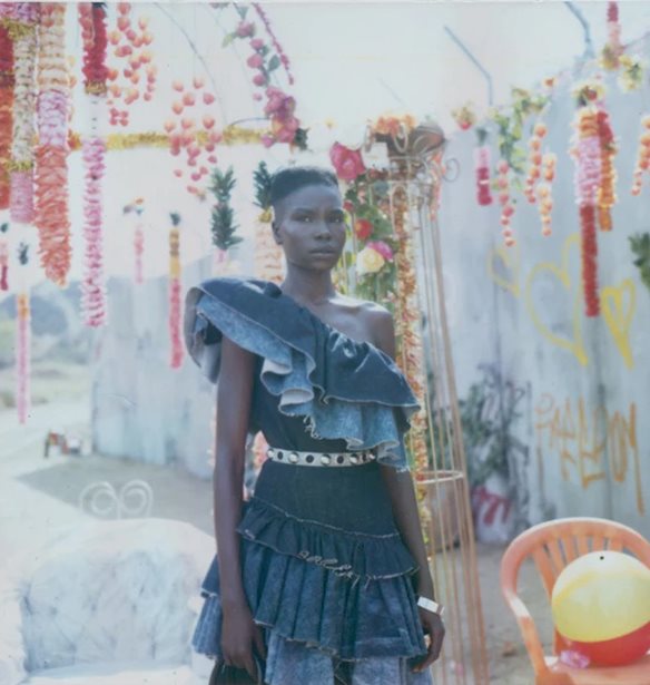 #makelovenotwalls: H &#x3BD;&#x3AD;&#x3B1; &#x3BA;&#x3B1;&#x3BC;&#x3C0;&#x3AC;&#x3BD;&#x3B9;&#x3B1; &#x3C4;&#x3B7;&#x3C2; Diesel &#x3BA;&#x3B1;&#x3C4;&#x3B1;&#x3C1;&#x3C1;&#x3AF;&#x3C0;&#x3C4;&#x3B5;&#x3B9; &#x3CC;&#x3BB;&#x3B1; &#x3C4;&#x3B1; &#x3B5;&#x3BC;&#x3C0;&#x3CC;&#x3B4;&#x3B9;&#x3B1;