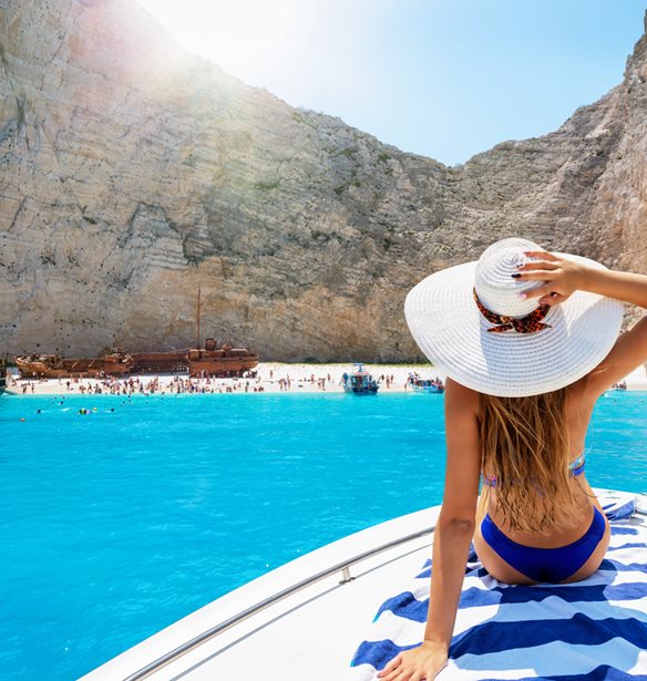 More than a destination: &#x3B7; &#x3BD;&#x3AD;&#x3B1; &#x3BA;&#x3B1;&#x3BC;&#x3C0;&#x3AC;&#x3BD;&#x3B9;&#x3B1; &#x3B3;&#x3B9;&#x3B1; &#x3C4;&#x3BF;&#x3BD; &#x3B5;&#x3BB;&#x3BB;&#x3B7;&#x3BD;&#x3B9;&#x3BA;&#x3CC; &#x3C4;&#x3BF;&#x3C5;&#x3C1;&#x3B9;&#x3C3;&#x3BC;&#x3CC;