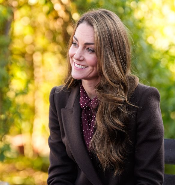 &#x3A4;&#x3BF; &#x3BC;&#x3B1;&#x3BD;&#x3B9;&#x3BA;&#x3B9;&#x3BF;&#x3CD;&#x3C1; &#x3C0;&#x3BF;&#x3C5; &#x3B5;&#x3C0;&#x3AD;&#x3BB;&#x3B5;&#x3BE;&#x3B5; &#x3B7; Kate Middleton &#x3C3;&#x3C4;&#x3B7;&#x3BD; &#x3C0;&#x3C1;&#x3CE;&#x3C4;&#x3B7; &#x3C4;&#x3B7;&#x3C2; &#x3B4;&#x3B7;&#x3BC;&#x3CC;&#x3C3;&#x3B9;&#x3B1; &#x3B5;&#x3BC;&#x3C6;&#x3AC;&#x3BD;&#x3B9;&#x3C3;&#x3B7; &#x3B1;&#x3BD;&#x3AE;&#x3BA;&#x3B5;&#x3B9; &#x3C3;&#x3C4;&#x3B9;&#x3C2; &#x3BC;&#x3B5;&#x3B3;&#x3B1;&#x3BB;&#x3CD;&#x3C4;&#x3B5;&#x3C1;&#x3B5;&#x3C2; &#x3C4;&#x3AC;&#x3C3;&#x3B5;&#x3B9;&#x3C2;