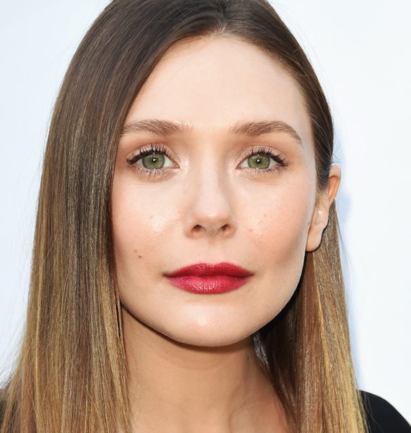 H Elizabeth Olsen &#x3AD;&#x3BA;&#x3B1;&#x3BD;&#x3B5; &#x3B1;&#x3BB;&#x3BB;&#x3B1;&#x3B3;&#x3AE; &#x3C3;&#x3C4;&#x3B1; &#x3BC;&#x3B1;&#x3BB;&#x3BB;&#x3B9;&#x3AC; &#x3C4;&#x3B7;&#x3C2; &#x3BA;&#x3B1;&#x3B9; &#x3BC;&#x3B1;&#x3C2; &#x3B5;&#x3BD;&#x3B8;&#x3BF;&#x3C5;&#x3C3;&#x3AF;&#x3B1;&#x3C3;&#x3B5;