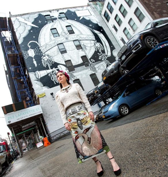 O &#x3BF;&#x3AF;&#x3BA;&#x3BF;&#x3C2; Gucci &#x3BA;&#x3B1;&#x3BB;&#x3C9;&#x3C3;&#x3BF;&#x3C1;&#x3AF;&#x3B6;&#x3B5;&#x3B9; &#x3C4;&#x3B7;&#x3BD; &#x3B5;&#x3B2;&#x3B4;&#x3BF;&#x3BC;&#x3AC;&#x3B4;&#x3B1; &#x3BC;&#x3CC;&#x3B4;&#x3B1;&#x3C2; &#x3BC;&#x3B5; &#x3AD;&#x3BD;&#x3B1; &#x3B5;&#x3BD;&#x3C4;&#x3C5;&#x3C0;&#x3C9;&#x3C3;&#x3B9;&#x3B1;&#x3BA;&#x3CC; mural &#x3C3;&#x3C4;&#x3B7;&#x3BD; &#x3BA;&#x3B1;&#x3C1;&#x3B4;&#x3B9;&#x3AC; &#x3C4;&#x3B7;&#x3C2; &#x39D;&#x3AD;&#x3B1;&#x3C2; &#x3A5;&#x3CC;&#x3C1;&#x3BA;&#x3B7;&#x3C2;