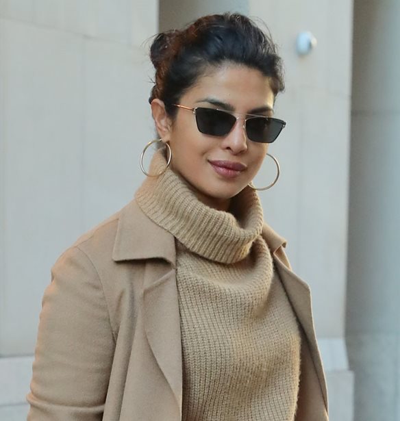 4 &#x3C4;&#x3C1;&#x3CC;&#x3C0;&#x3BF;&#x3B9; &#x3BD;&#x3B1; &#x3C6;&#x3BF;&#x3C1;&#x3AD;&#x3C3;&#x3B5;&#x3B9;&#x3C2; &#x3C4;&#x3BF; &#x3B6;&#x3B9;&#x3B2;&#x3AC;&#x3B3;&#x3BA;&#x3BF; &#x3CC;&#x3C0;&#x3C9;&#x3C2; &#x3B7; Priyanka Chopra