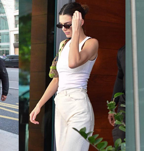 5 celebrity looks που αξίζει να αντιγράψεις φέτος την άνοιξη