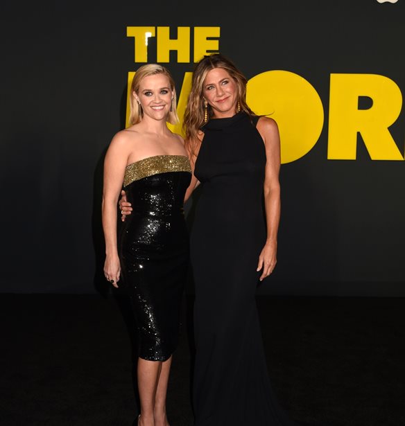 Reese Witherspoon &#x3B3;&#x3B9;&#x3B1; Jennifer Aniston | &quot;&#x394;&#x3B5;&#x3BD; &#x3C5;&#x3C0;&#x3AC;&#x3C1;&#x3C7;&#x3B5;&#x3B9; &#x3BA;&#x3B1;&#x3BB;&#x3CD;&#x3C4;&#x3B5;&#x3C1;&#x3BF; &#x3B1;&#x3C0;&#x3CC; &#x3C4;&#x3BF; &#x3BD;&#x3B1; &#x3B4;&#x3BF;&#x3C5;&#x3BB;&#x3B5;&#x3CD;&#x3B5;&#x3B9;&#x3C2; &#x3BC;&#x3B5; &#x3C4;&#x3B7;&#x3BD; &#x3BA;&#x3BF;&#x3BB;&#x3BB;&#x3B7;&#x3C4;&#x3AE; &#x3C3;&#x3BF;&#x3C5;&quot;