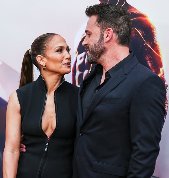Ben Affleck | &#x397; &#x3C0;&#x3C1;&#x3CE;&#x3C4;&#x3B7; &#x3C4;&#x3BF;&#x3C5; &#x3B1;&#x3BD;&#x3C4;&#x3AF;&#x3B4;&#x3C1;&#x3B1;&#x3C3;&#x3B7; &#x3C3;&#x3C4;&#x3B9;&#x3C2; &#x3B1;&#x3C0;&#x3BF;&#x3BA;&#x3B1;&#x3BB;&#x3CD;&#x3C8;&#x3B5;&#x3B9;&#x3C2; &#x3C4;&#x3B7;&#x3C2; Jennifer Lopez &#x3B3;&#x3B9;&#x3B1; &#x3C4;&#x3BF;&#x3BD; &#x3C7;&#x3C9;&#x3C1;&#x3B9;&#x3C3;&#x3BC;&#x3CC; &#x3C4;&#x3BF;&#x3C5;&#x3C2;