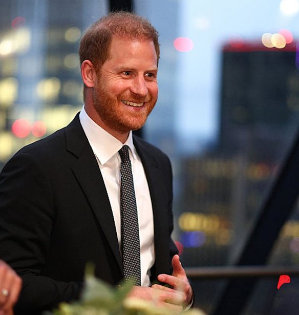 &#x3A0;&#x3C1;&#x3AF;&#x3B3;&#x3BA;&#x3B9;&#x3C0;&#x3B1;&#x3C2; Harry | H &#x3C5;&#x3C0;&#x3CC;&#x3C3;&#x3C7;&#x3B5;&#x3C3;&#x3B7; &#x3C0;&#x3BF;&#x3C5; &#x3AD;&#x3B4;&#x3C9;&#x3C3;&#x3B5; &#x3C3;&#x3C4;&#x3BF;&#x3BD; &#x3C0;&#x3B1;&#x3C4;&#x3AD;&#x3C1;&#x3B1; &#x3C4;&#x3BF;&#x3C5; &#x3C0;&#x3C1;&#x3B9;&#x3BD; &#x3C6;&#x3CD;&#x3B3;&#x3B5;&#x3B9; &#x3B1;&#x3C0;&#x3CC; &#x3C4;&#x3BF; &#x39B;&#x3BF;&#x3BD;&#x3B4;&#x3AF;&#x3BD;&#x3BF;