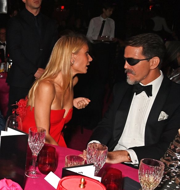 &#x3A0;&#x3B1;&#x3CD;&#x3BB;&#x3BF;&#x3C2; &#x39D;&#x3C4;&#x3B5; &#x393;&#x3BA;&#x3C1;&#x3B5;&#x3C2; | &#x38C;&#x3C4;&#x3B1;&#x3BD; &#x3BC;&#x3B5;&#x3C4;&#x3AC; &#x3B1;&#x3C0;&#x3CC; &#x3C3;&#x3BF;&#x3B2;&#x3B1;&#x3C1;&#x3CC; &#x3C7;&#x3B5;&#x3B9;&#x3C1;&#x3BF;&#x3C5;&#x3C1;&#x3B3;&#x3B5;&#x3AF;&#x3BF; &#x3C3;&#x3C4;&#x3BF; &#x3BC;&#x3AC;&#x3C4;&#x3B9;, &#x3B1;&#x3C0;&#x3BF;&#x3BB;&#x3AC;&#x3BC;&#x3B2;&#x3B1;&#x3BD;&#x3B5; &#x3C4;&#x3B7;&#x3BD; &#x3C0;&#x3B1;&#x3C1;&#x3AD;&#x3B1; &#x3C4;&#x3B7;&#x3C2; Gwyneth Paltrow