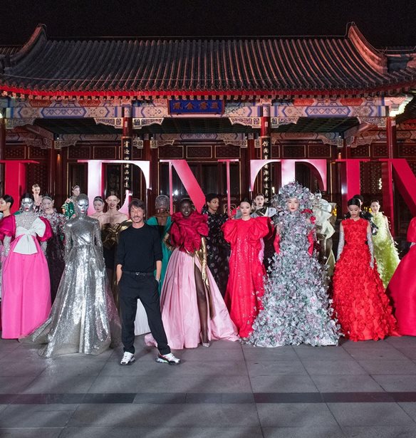 O Pierpaolo Piccioli μάγεψε τους Crazy Rich Asians