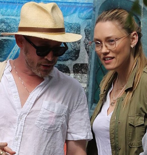&#x39F; Macaulay Culkin &#x3B3;&#x3AF;&#x3BD;&#x3B5;&#x3C4;&#x3B1;&#x3B9; 45 &#x3B5;&#x3C4;&#x3CE;&#x3BD; | &#x3A4;&#x3B9; &#x3BA;&#x3AC;&#x3BD;&#x3B5;&#x3B9; &#x3C3;&#x3AE;&#x3BC;&#x3B5;&#x3C1;&#x3B1; &#x3BF; Kevin &#x3B1;&#x3C0;&#x3CC; &#x3C4;&#x3BF; &quot;&#x39C;&#x3CC;&#x3BD;&#x3BF;&#x3C2; &#x3C3;&#x3C4;&#x3BF; &#x3A3;&#x3C0;&#x3AF;&#x3C4;&#x3B9;&quot;;