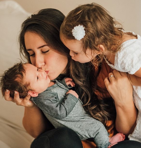 &#x388;&#x3BD;&#x3B1;&#x3C2; &#x3C0;&#x3B1;&#x3B9;&#x3B4;&#x3BF;&#x3C8;&#x3C5;&#x3C7;&#x3BF;&#x3BB;&#x3CC;&#x3B3;&#x3BF;&#x3C2; &#x3BA;&#x3B1;&#x3C4;&#x3B1;&#x3BB;&#x3AE;&#x3B3;&#x3B5;&#x3B9; &#x3C3;&#x3C4;&#x3B1; 8 &#x3C0;&#x3B9;&#x3BF; &#x3BA;&#x3BF;&#x3B9;&#x3BD;&#x3AC; &#x3BB;&#x3AC;&#x3B8;&#x3B7; &#x3C0;&#x3BF;&#x3C5; &#x3BA;&#x3AC;&#x3BD;&#x3B5;&#x3B9; &#x3AD;&#x3BD;&#x3B1;&#x3C2; &#x3B3;&#x3BF;&#x3BD;&#x3B9;&#x3CC;&#x3C2; &#x3C3;&#x3C4;&#x3BF; &#x3BC;&#x3B5;&#x3B3;&#x3AC;&#x3BB;&#x3C9;&#x3BC;&#x3B1; &#x3C4;&#x3BF;&#x3C5; &#x3C0;&#x3B1;&#x3B9;&#x3B4;&#x3B9;&#x3BF;&#x3CD; &#x3C4;&#x3BF;&#x3C5;