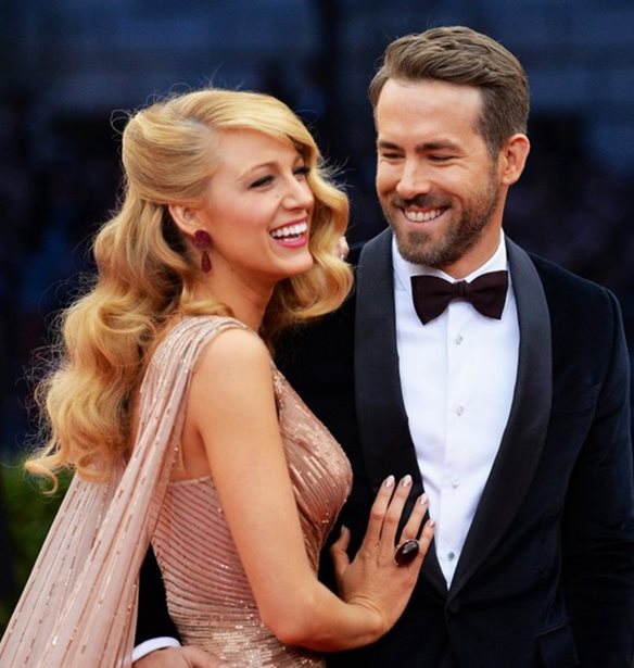 Blake Lively &#x2013; Ryan Reynolds: &#x3A3;&#x3B5; &#x3BF;&#x3B9;&#x3BA;&#x3BF;&#x3B3;&#x3B5;&#x3BD;&#x3B5;&#x3B9;&#x3B1;&#x3BA;&#x3AE; &#x3AD;&#x3BE;&#x3BF;&#x3B4;&#x3BF; &#x3BC;&#x3B5; &#x3C4;&#x3B9;&#x3C2; &#x3BA;&#x3CC;&#x3C1;&#x3B5;&#x3C2; &#x3C4;&#x3BF;&#x3C5;&#x3C2;
