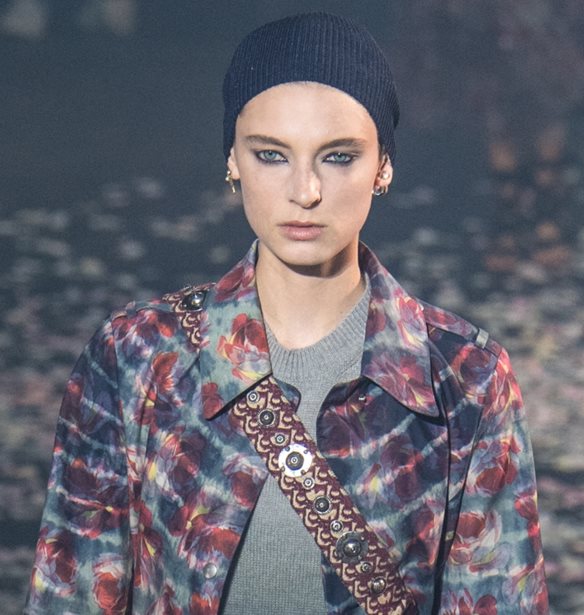 Βαρέθηκες το tie dye; Αυτό είναι το hot μοτίβο του καλοκαιριού που φορούν όλες οι influencers