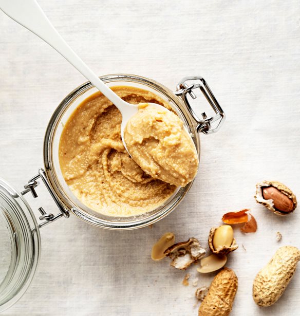 Πώς μπορείς να φτιάξεις μόνη σου βούτυρο από ξηρούς καρπούς